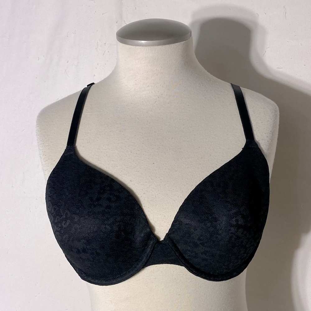 Victoria’s Secret PINK Black Animal Print Wear Everywhere T Shirt Bra 34D